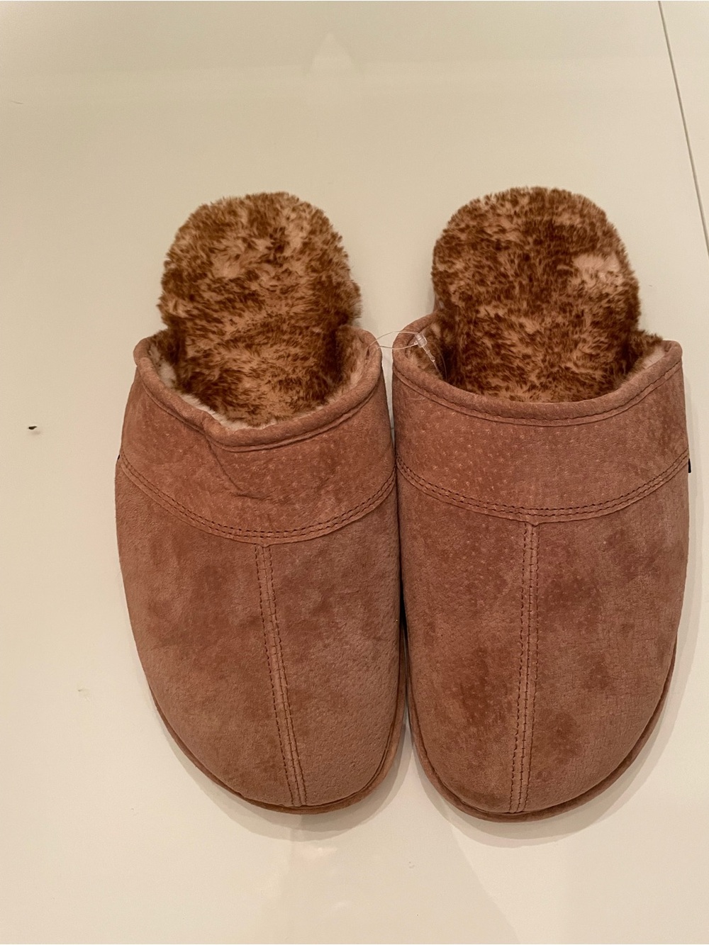 Lamo Women's Brown Faux-Suede Plush-Lined Slip-On Slippers